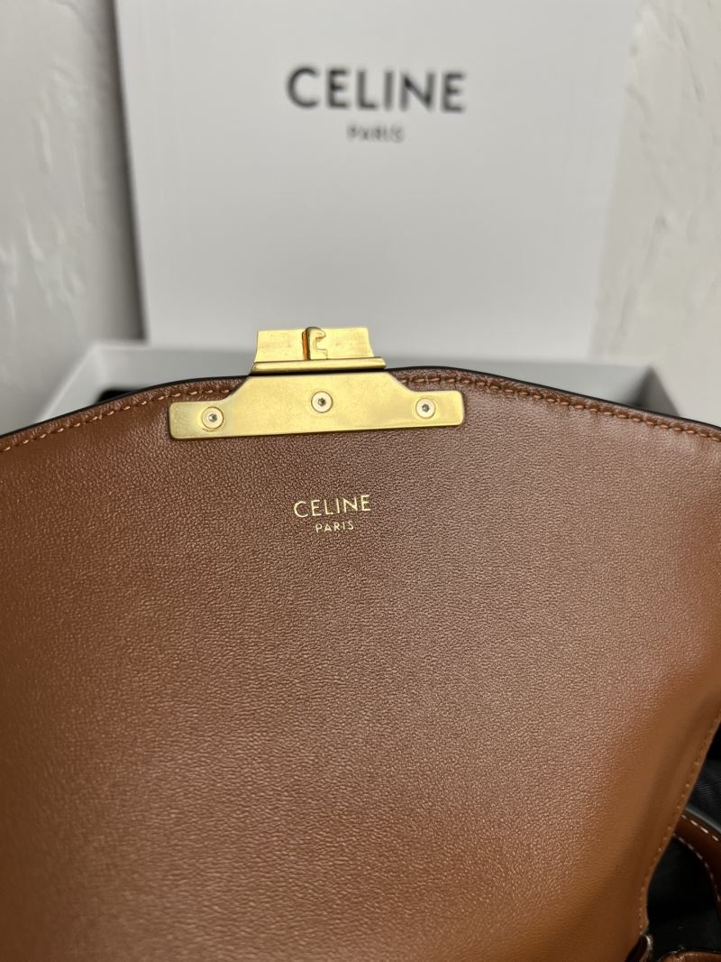 Ce1i*e triomphe bags